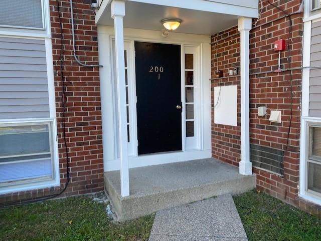 200 Pawtucket Ave unit 7, Pawtucket, RI 02860 - photo 1
