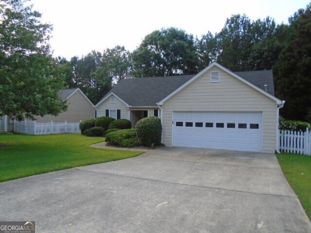 5642 Riverside Walk Dr, Sugar Hill, GA 30518 - photo 1