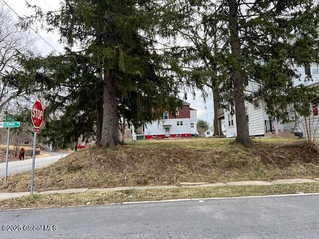 L1 Lenox Rd, Schenectady, NY 12308 - photo 1