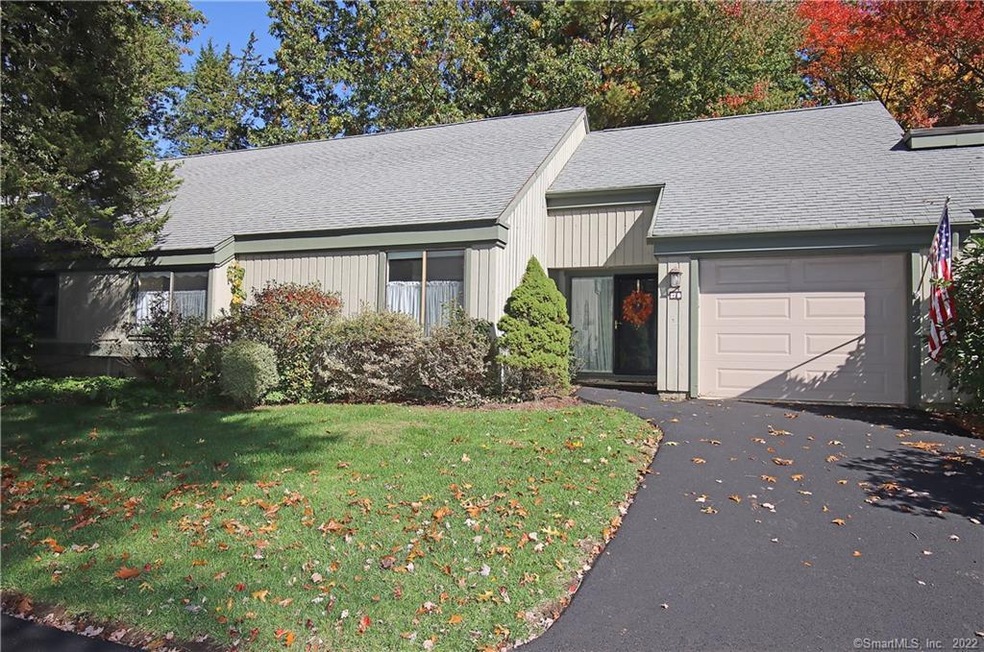 27B Heritage Cir, Southbury, CT 06488 - photo 1