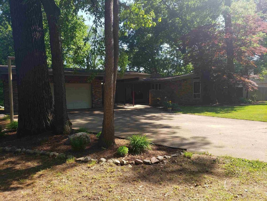 23262 Forest Ln, Elkhart, IN 46516 - photo 1