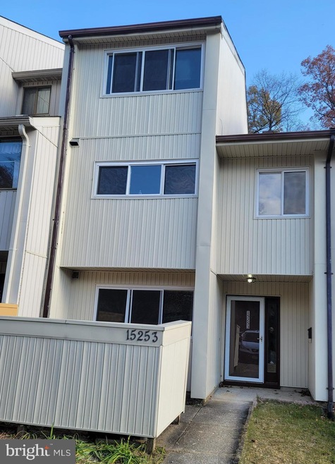 15253 Lodge Terrace, Woodbridge, VA 22191 - photo 1