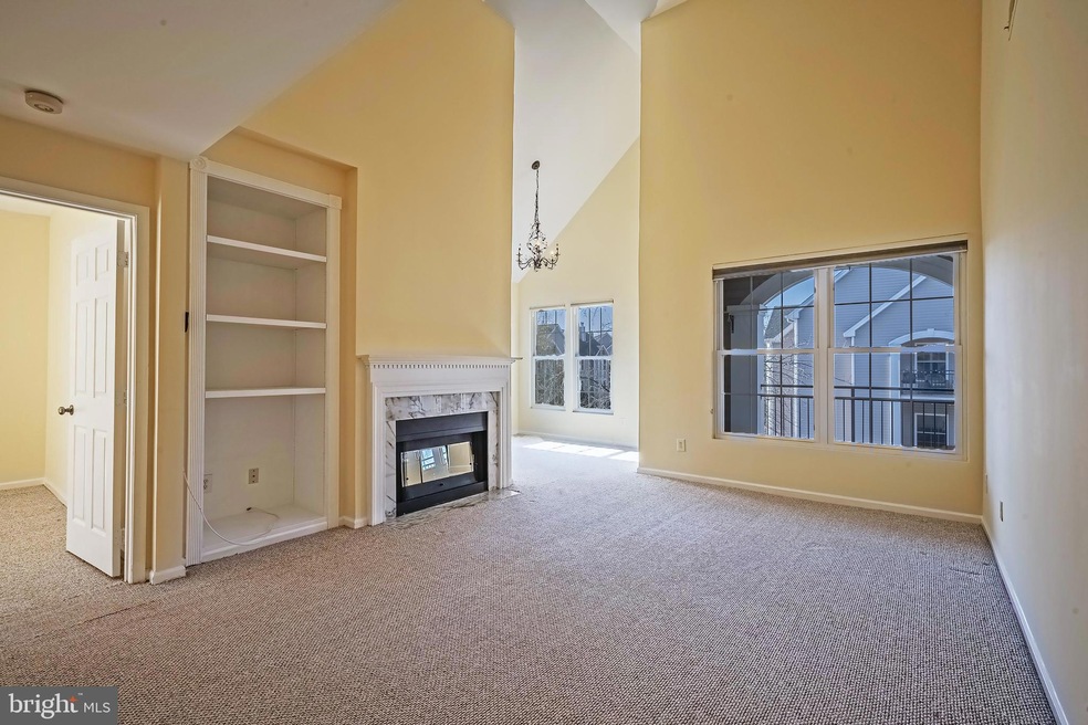 20419 Riverbend Square unit 302, Sterling, VA 20165 - photo 1