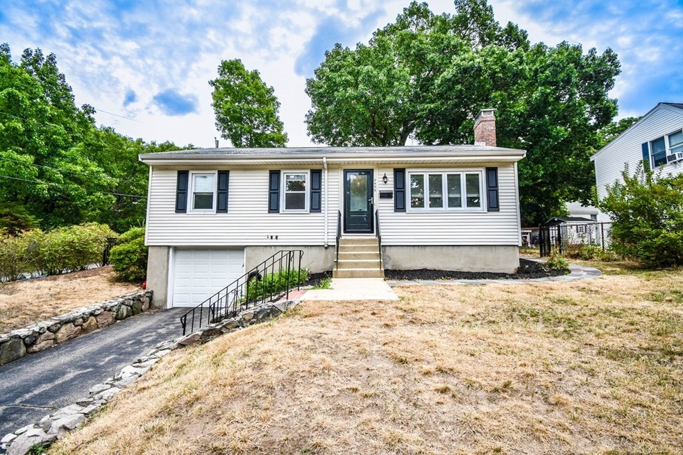 2450 Centre St, West Roxbury, MA 02132 - photo 1