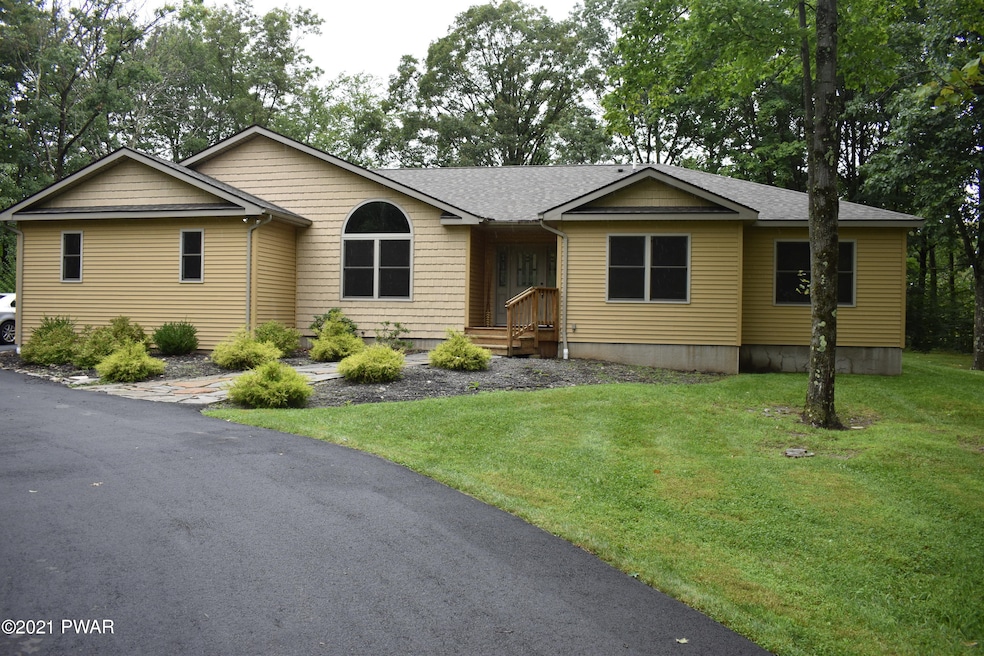 121 Center Trail, Hawley, PA 18428 - photo 1
