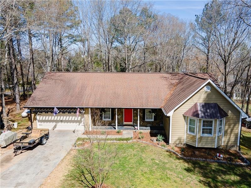 176 Wade Dr NE, Calhoun, GA 30701 - photo 1
