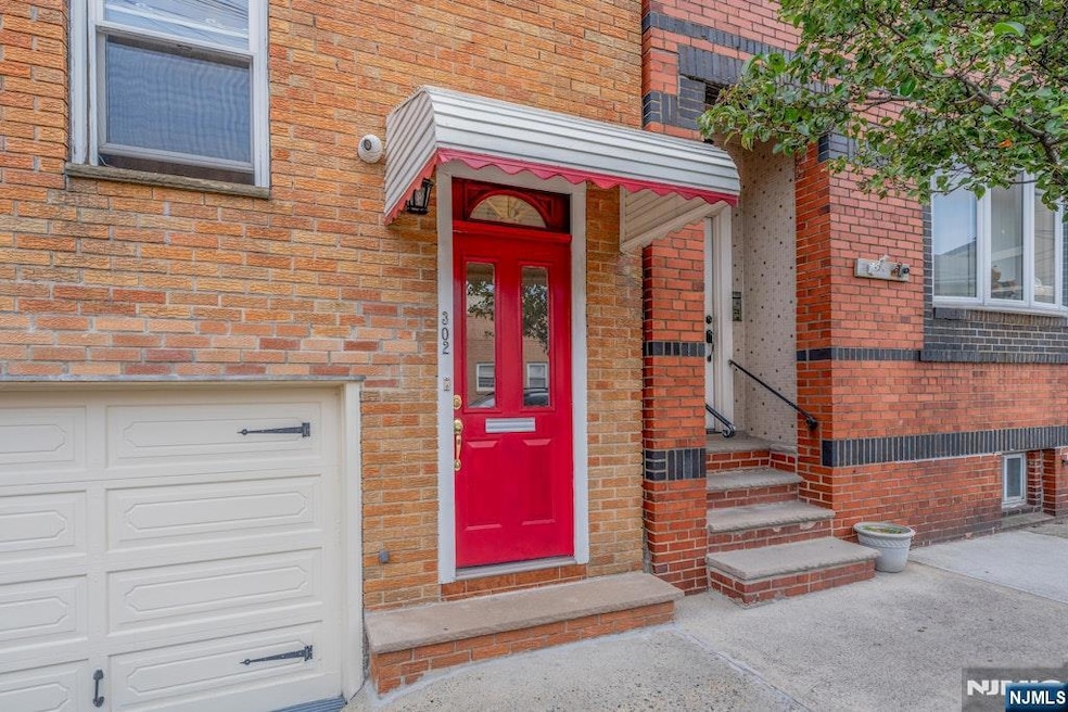 302 Delano Place, Fairview, NJ 07022 - photo 1