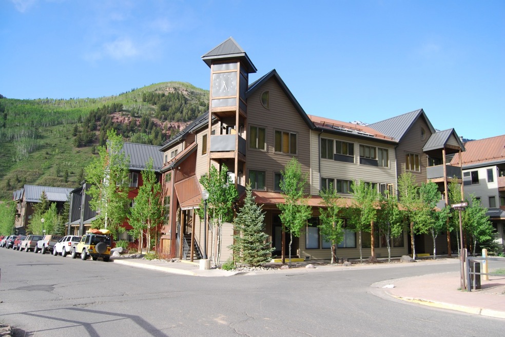LULU CITY CONDOMINIUMS