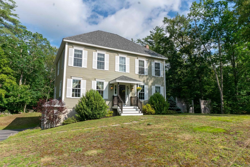 27 Boulder Dr, Barrington, NH 03825 - photo 1