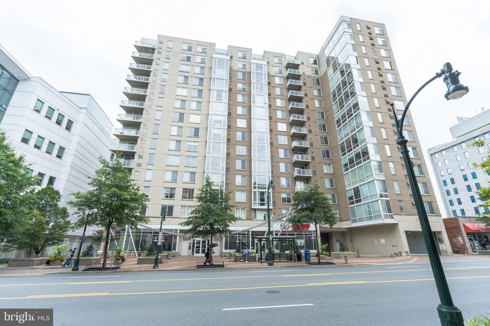 The Crescent unit 1211, Silver Spring, MD 20910 - photo 1