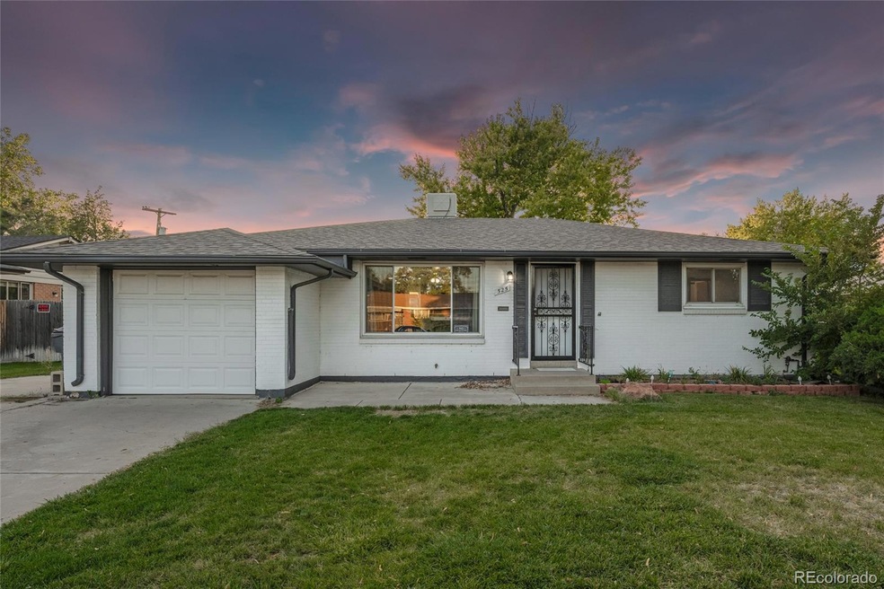 525 Kenton St, Aurora, CO 80010 - photo 1