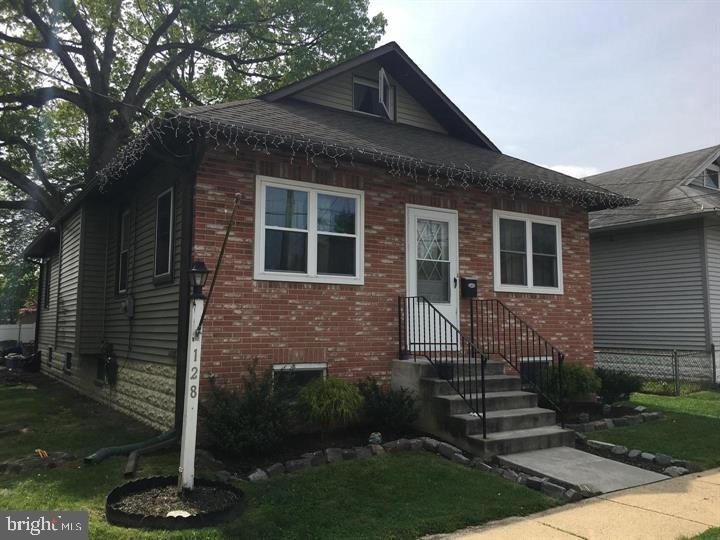 128 Hickman Ave, Gloucester City, NJ 08030 - photo 1