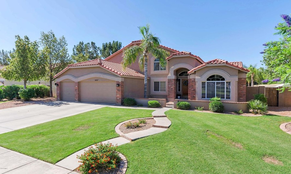 2437 E Encinas Ave, Gilbert, AZ 85234 - photo 1