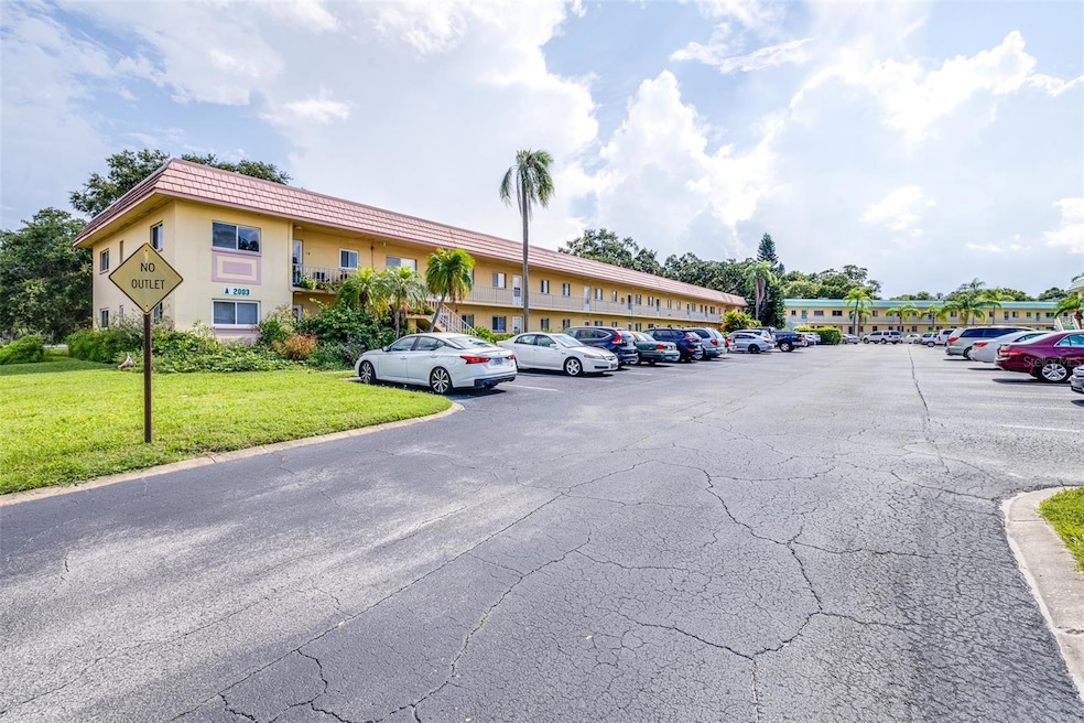 2003 Greenbriar Blvd unit 16, Clearwater, FL 33763 - photo 1