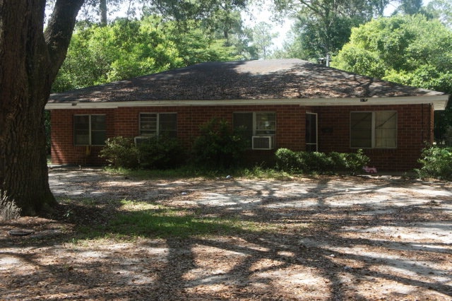 717 9th Ave, Albany, GA 31701 - photo 1