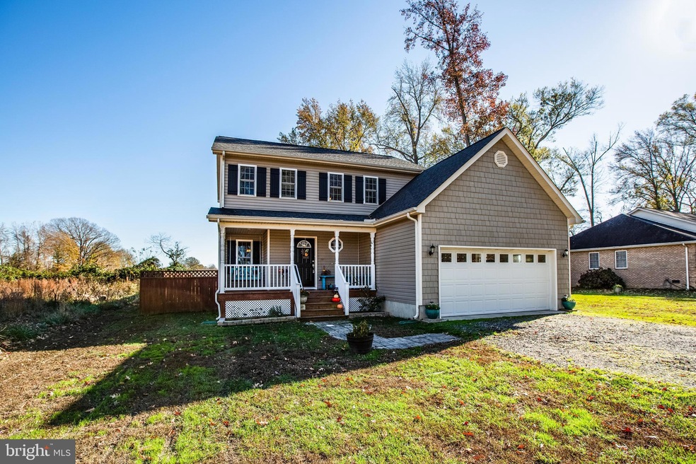 628 Latane Dr, Colonial Beach, VA 22443 - photo 1