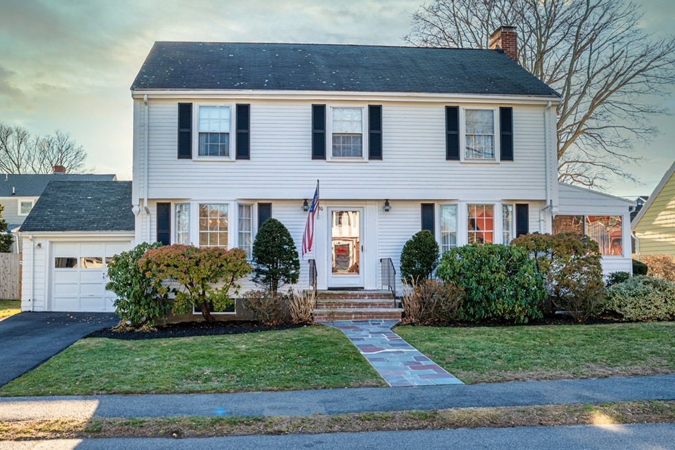 30 Pickwick Rd, Marblehead, MA 01945 - photo 1