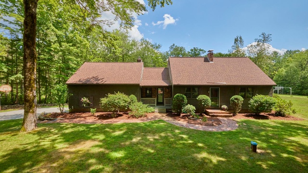 64 Beech Hill Rd, Weare, NH 03281 - photo 1