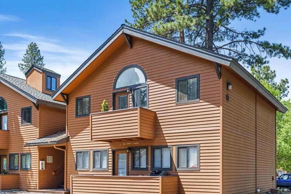 56856 Enterprise Dr unit G2, Sunriver, OR 97707 - photo 1