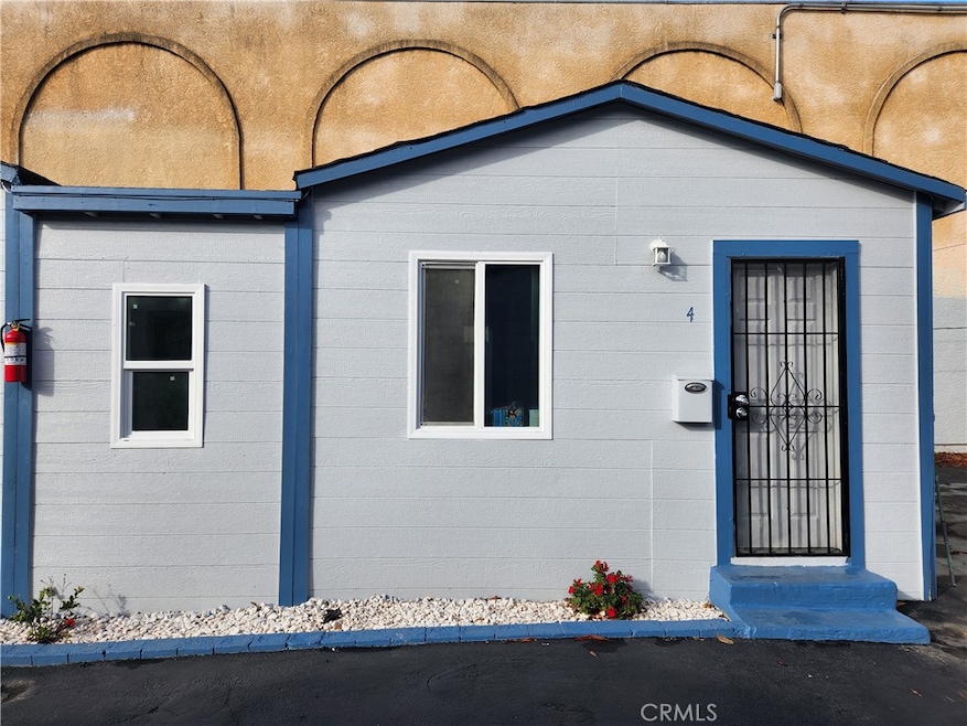 3713 W Imperial Hwy unit 4, Inglewood, CA 90303 - photo 1