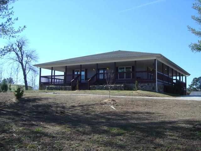 600 Overlook Ct, Walhalla, SC 29691 - photo 1