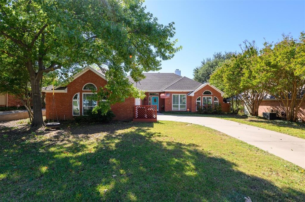 708 Smokerise Cir, Denton, TX 76205 - photo 1