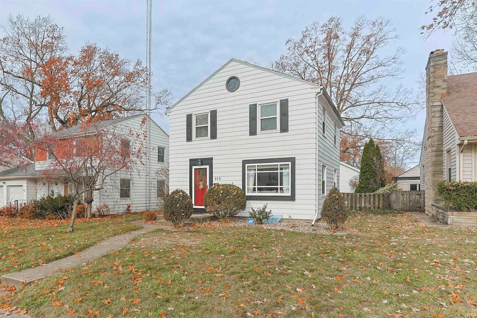 910 W Lawrence St, Mishawaka, IN 46545 - photo 1