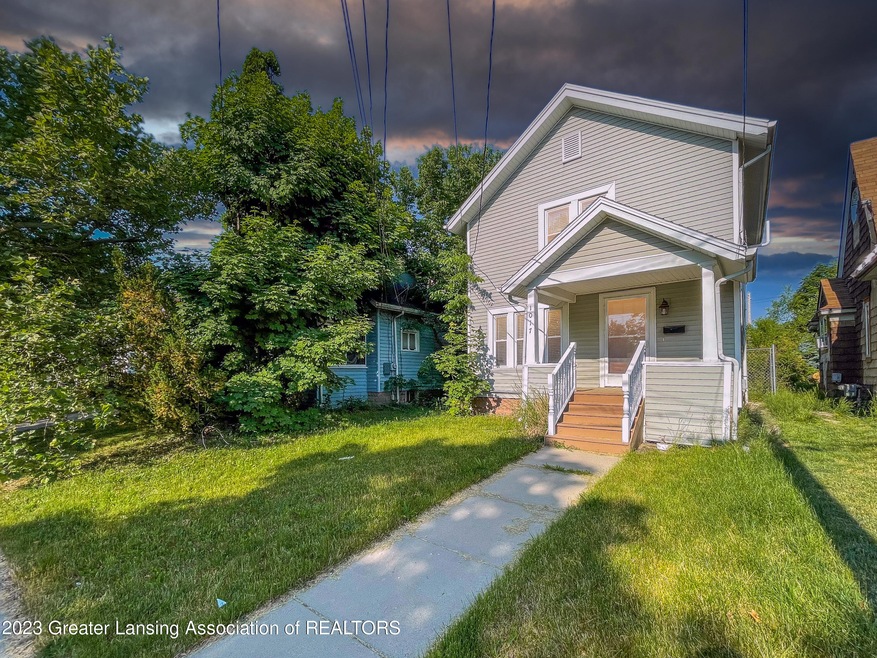 1017 Princeton Ave, Lansing, MI 48915 - photo 1