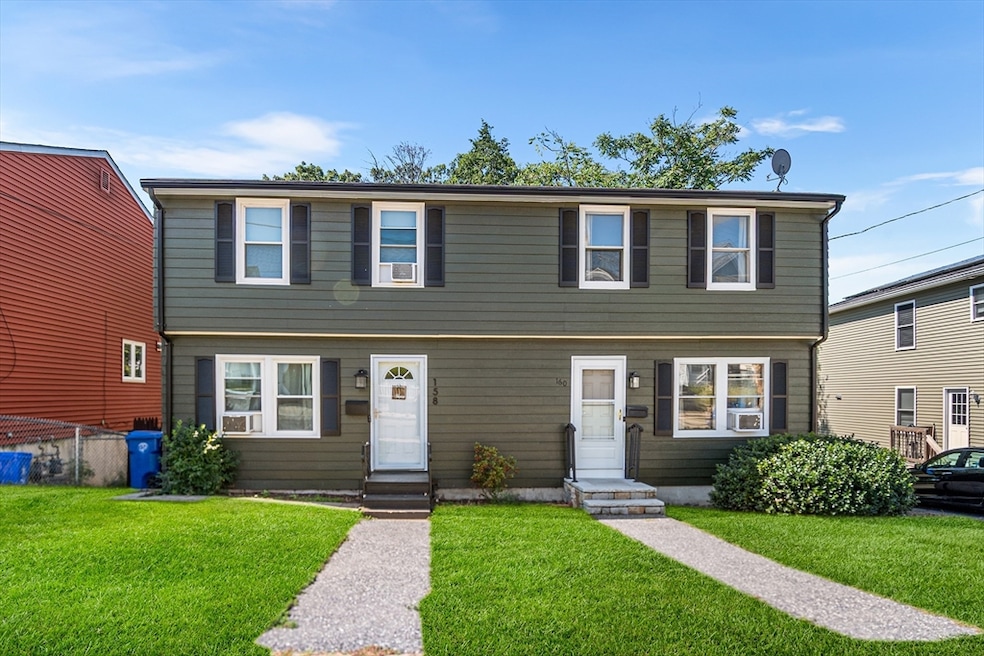 160 High St, Lawrence, MA 01841 - photo 1