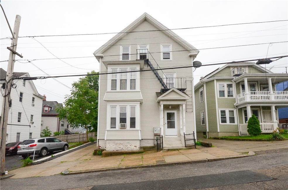 12 Cambridge St unit 2, Providence, RI 02908 - photo 1