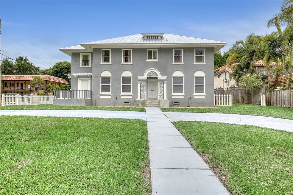 117 Riverside Dr, Cocoa, FL 32922 - photo 1