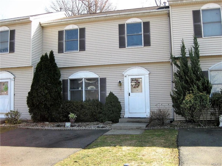 44 Muntz Ln, Garnerville, NY 10923 - photo 1