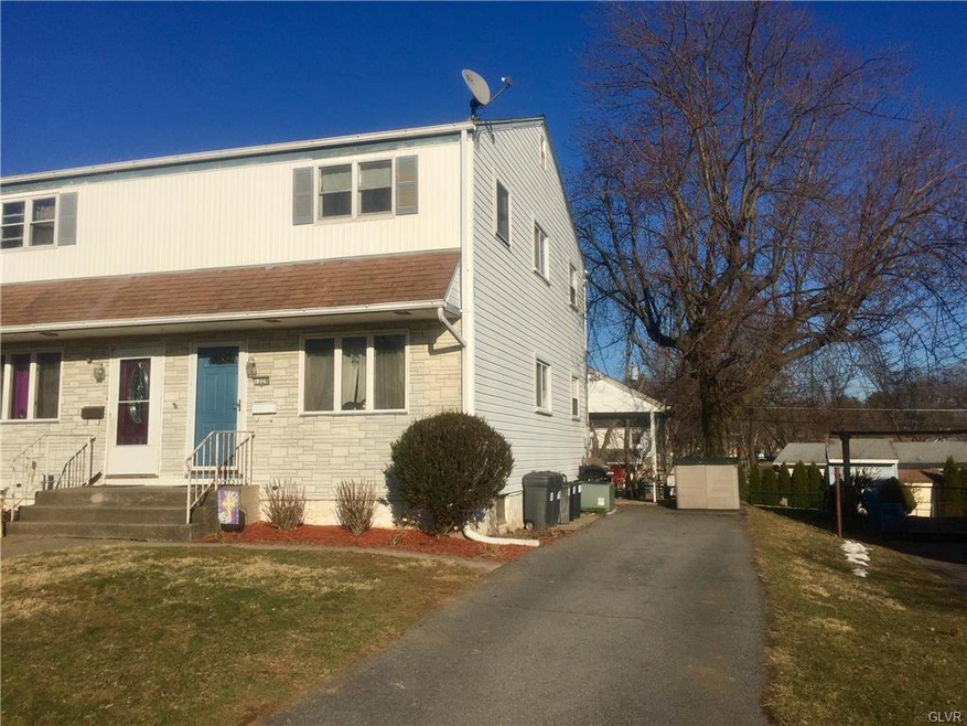 1329 Crestwood Rd, Bethlehem, PA 18018 - photo 1