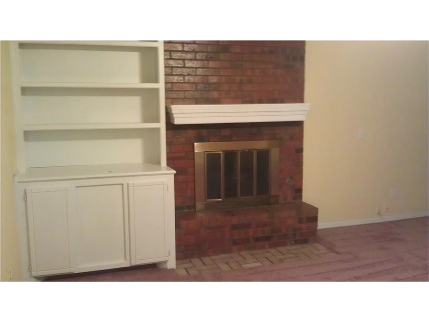 2312 Cedar Brook Dr, Moore, OK 73160 - photo 1