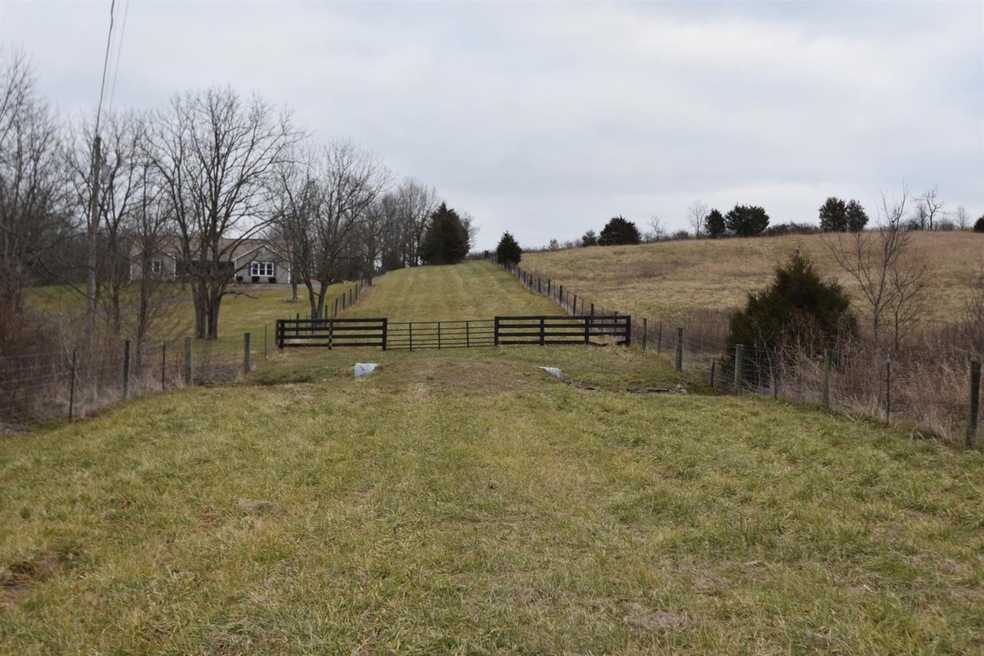 285 Cole Rd, Harrodsburg, KY 40330 - photo 1