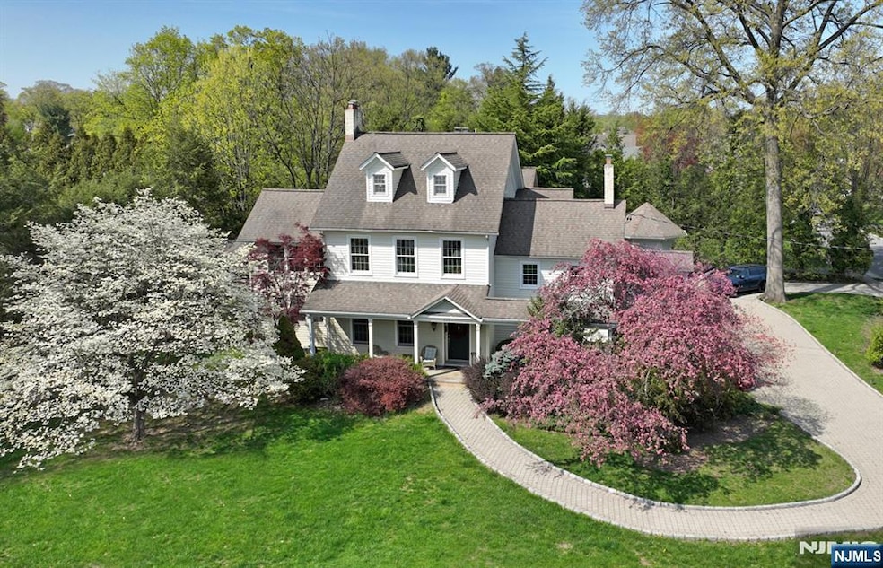 Sold $1,920,000 • Co-Listing Agent