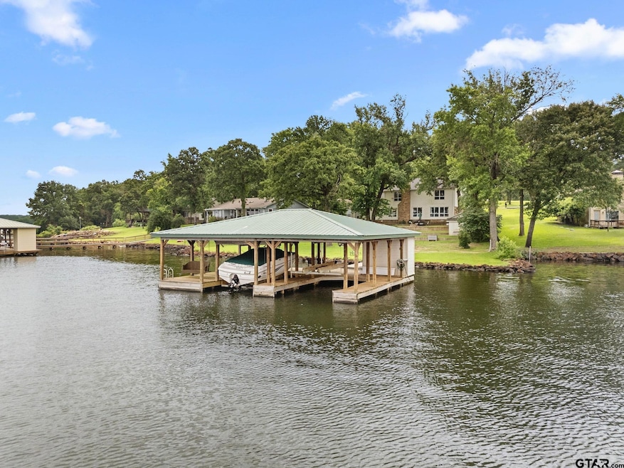 Welcome to your private waterfront escape!