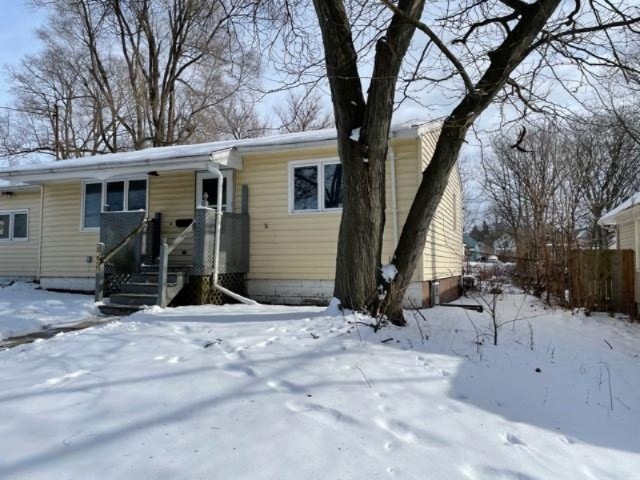Front Exterior Right b