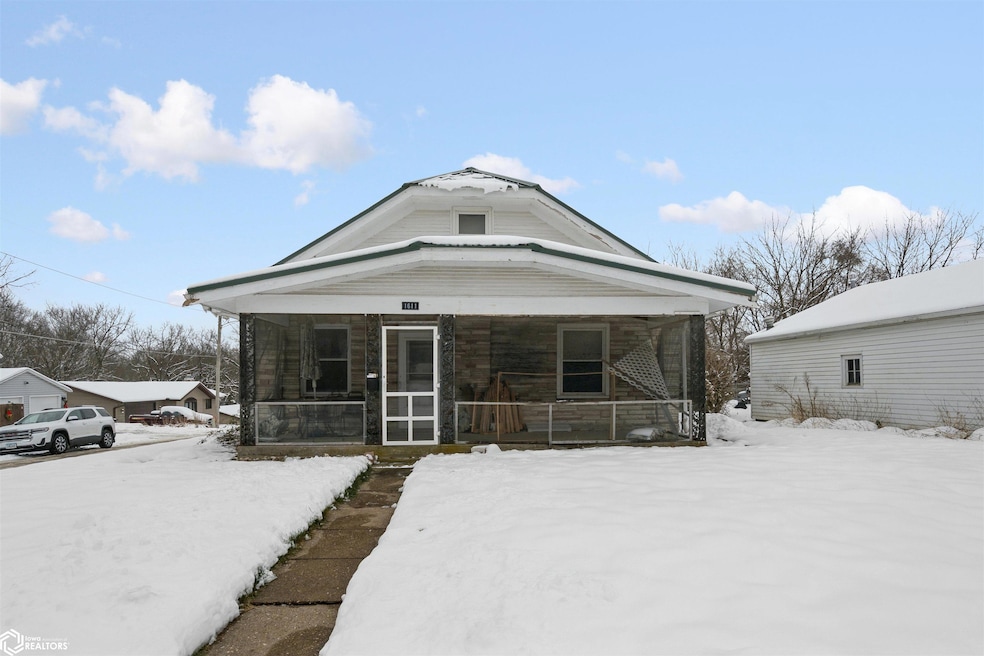 1611 Agency St, Burlington, IA 52601 - photo 1