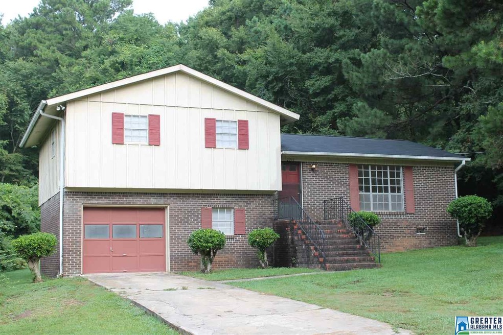 2208 Reed Rd NE, Center Point, AL 35215 - photo 1