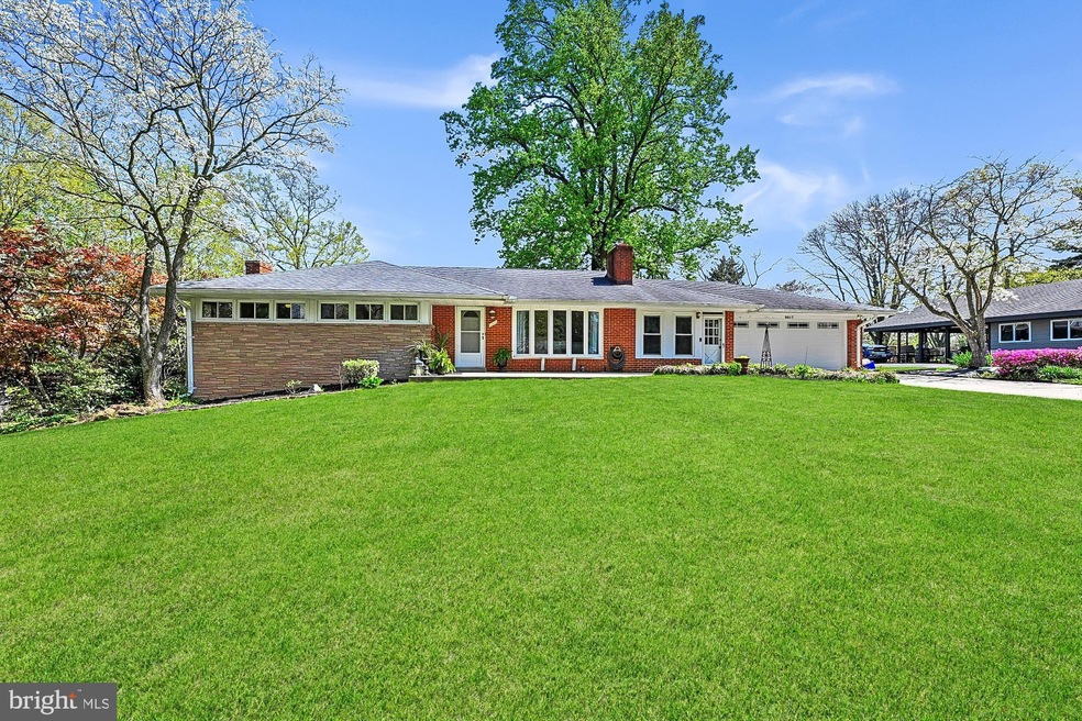 9917 Dellwood Ave, Columbia, MD 21046 - photo 1