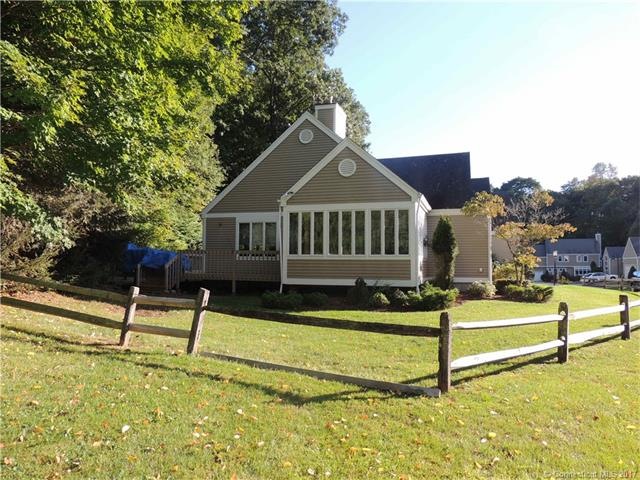 Private location overlooking pond