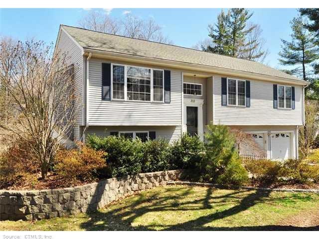 703 High Rd, Berlin, CT 06037 - photo 1