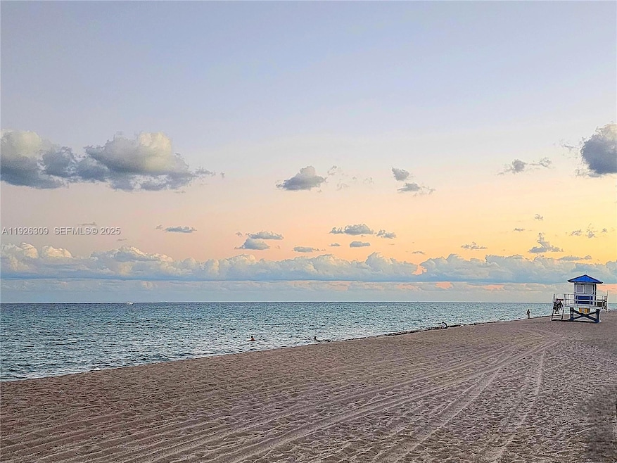 The Alexander Tower unit 716, Hollywood, FL 33019 - photo 1