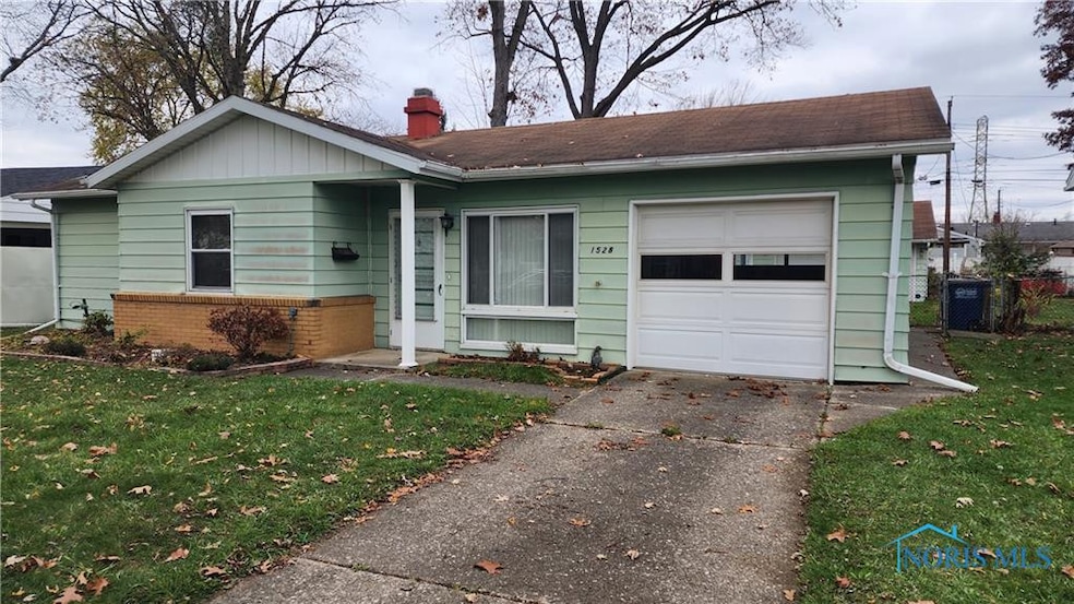 1528 Bradmore Dr, Toledo, OH 43612 - photo 1