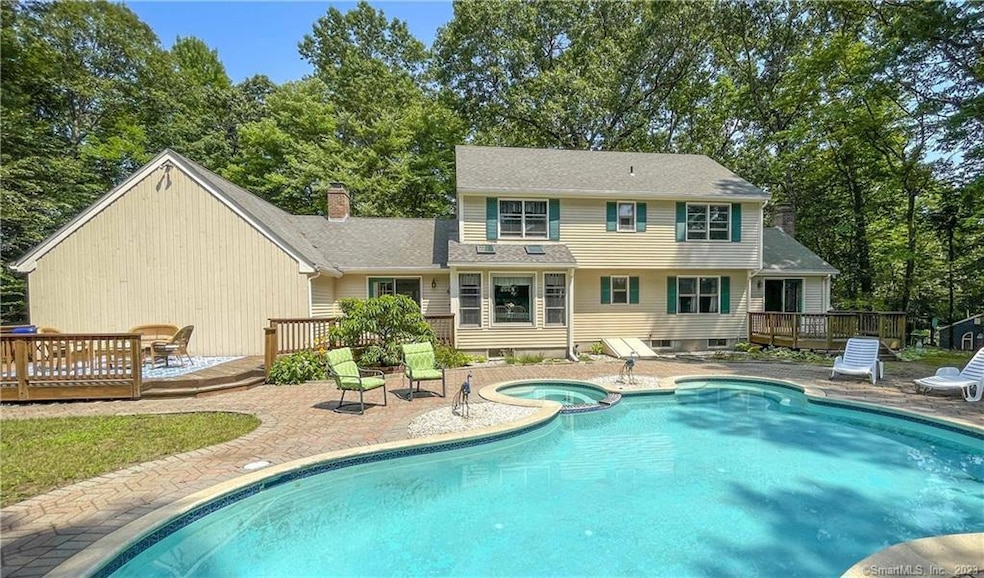 10 Wexford Ln, Cromwell, CT 06416 - photo 1