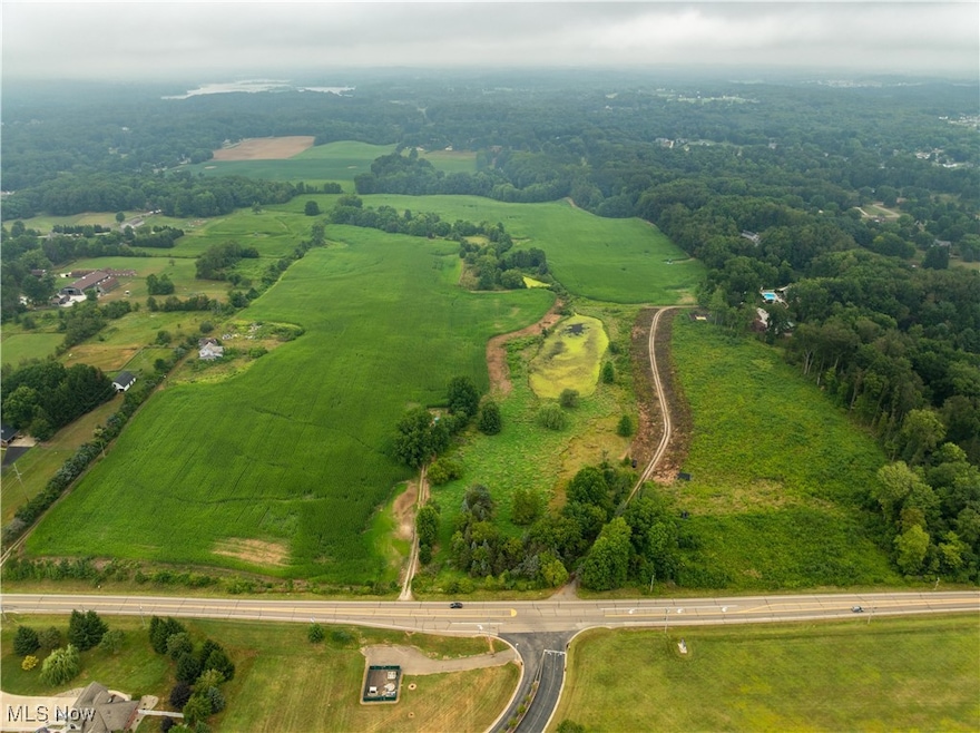 8785 Strausser St NW, Massillon, OH 44646 - photo 1