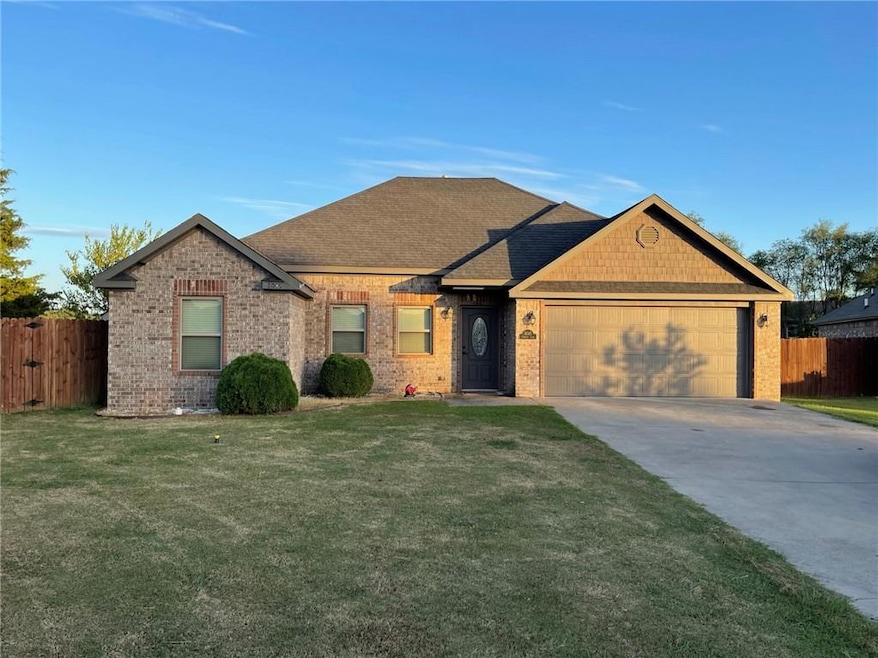 3045 Chelsey Ln, Springdale, AR 72764 - photo 1