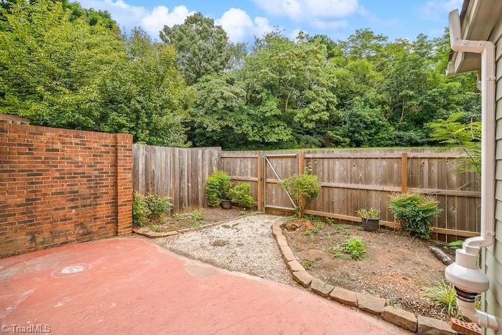 4827 Tower Rd unit B, Greensboro, NC 27410 - photo 1