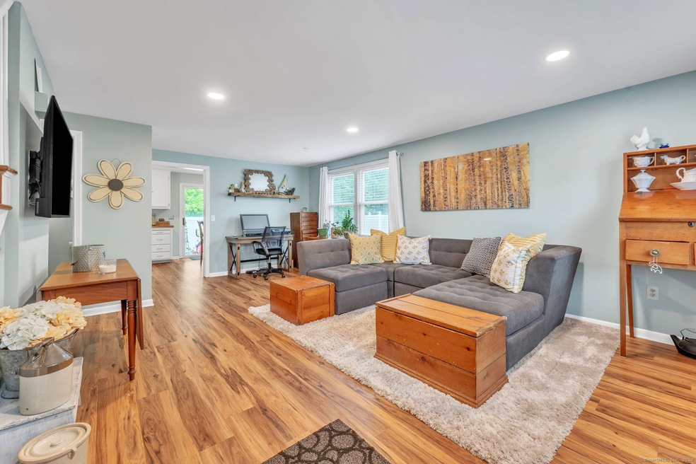 1 Saint Marc Cir unit M, South Windsor, CT 06074 - photo 1